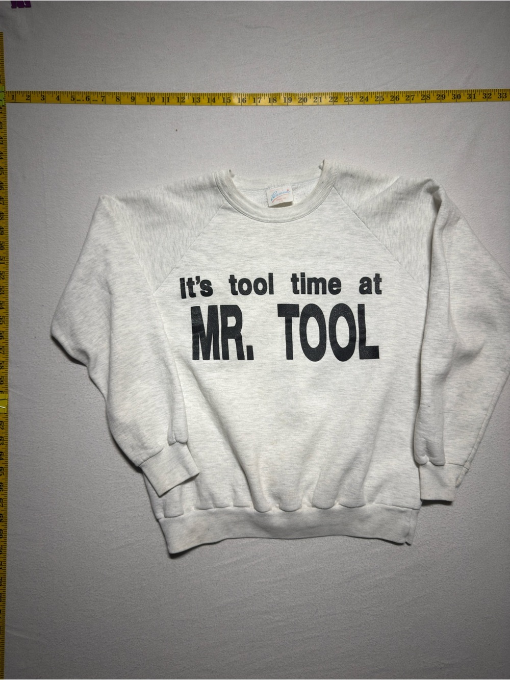 1970s/80s Penman's Graphic Sweatshirt in Gray Size Large made in Canada